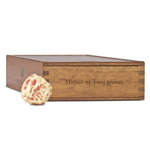 Praline belgiene in cutie de lemn cu motiv floral