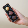Cutie cu praline din ciocolata Choco Three