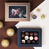 Cutie cu praline din ciocolata Postcard Petit.